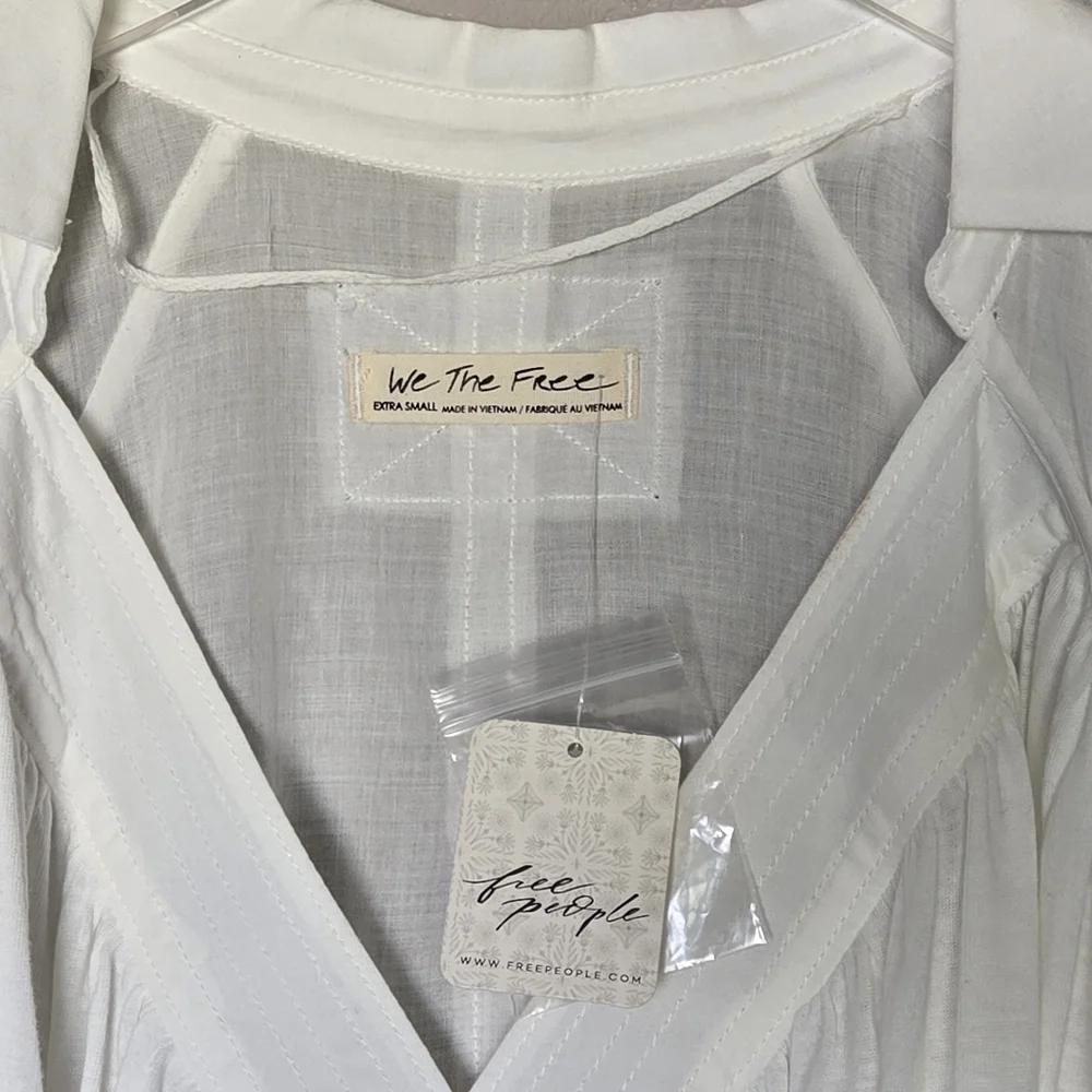 NWT We the Free People Boho Sunray Babydoll White V-Neck Short Sleeve Womens Top